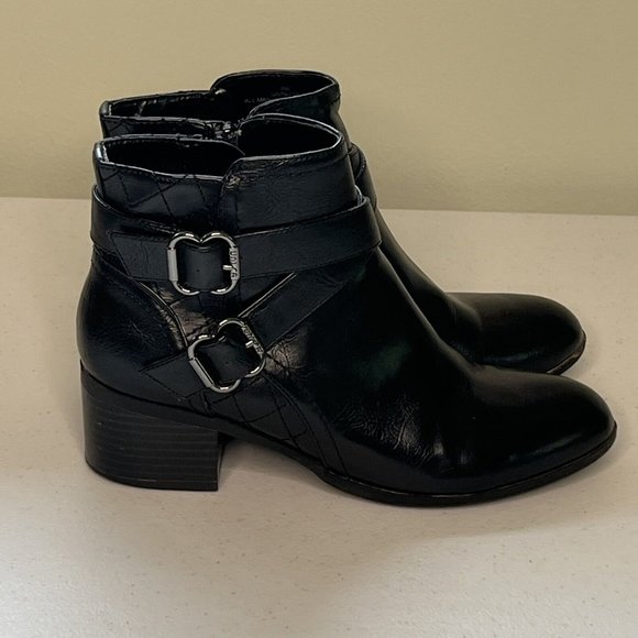 Unisa Womens Black Faux Leather Ankle Booties Size 6M Zip Up Buckles Round Toe - Picture 1 of 11